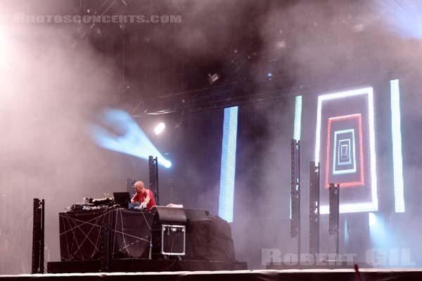 PAUL KALKBRENNER - 2013-08-23 - SAINT CLOUD - Domaine National - Grande Scene - 